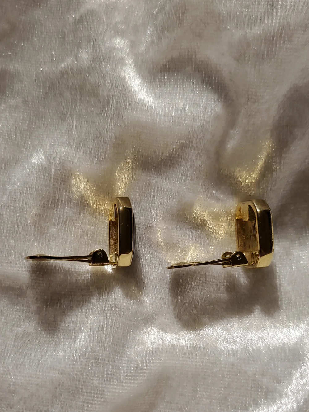 Vintage CHRISTIAN DIOR Signed CLIP ON GOLD BLACK ONYX Earrings